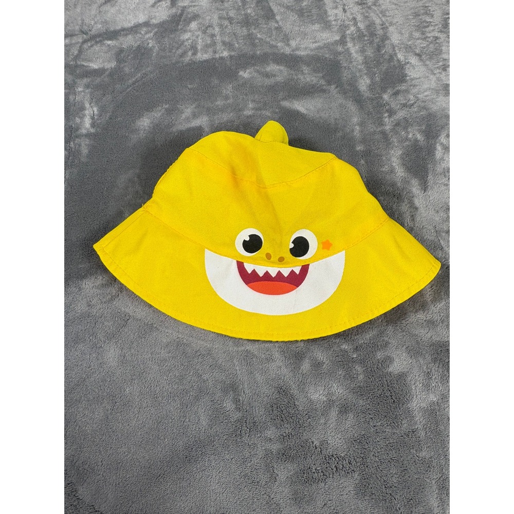 Pinkfong Unisex Baby Shark Bucket Hat OS Yellow 3D Fin Graphic Sun Hat